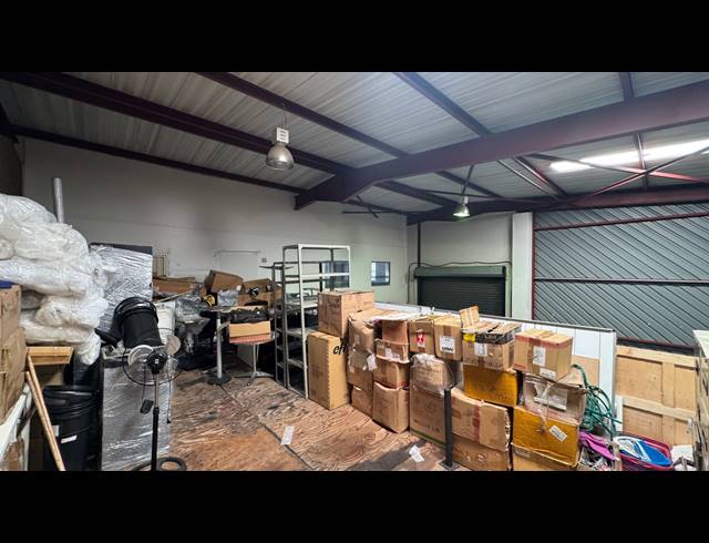 760M² WAREHOUSE FOR SALE IN EASTGATE
